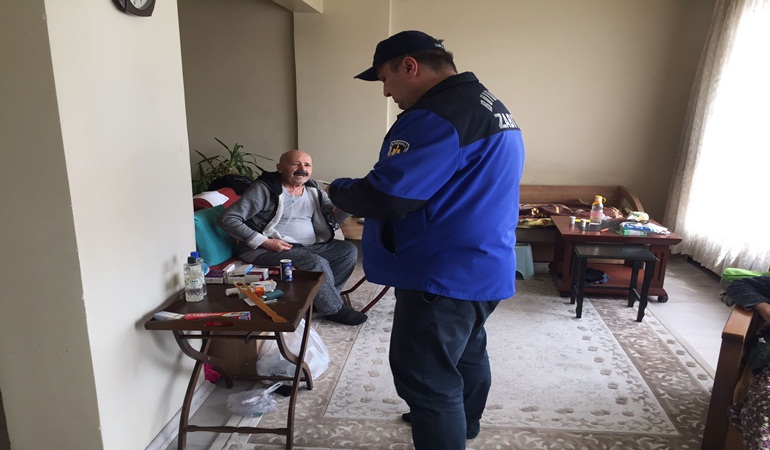 İlacını alamayan vatandaşın yardımına zabıta koştu