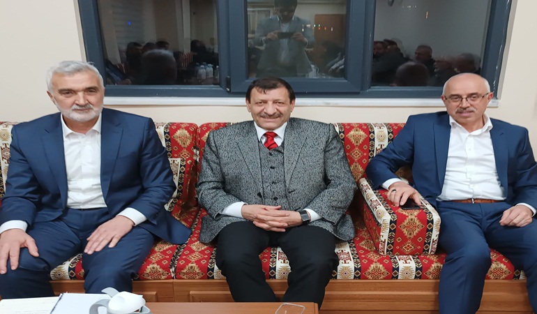 İlim Yayma Cemiyeti’nden AK Partili Zeki Canşi’ye tam destek