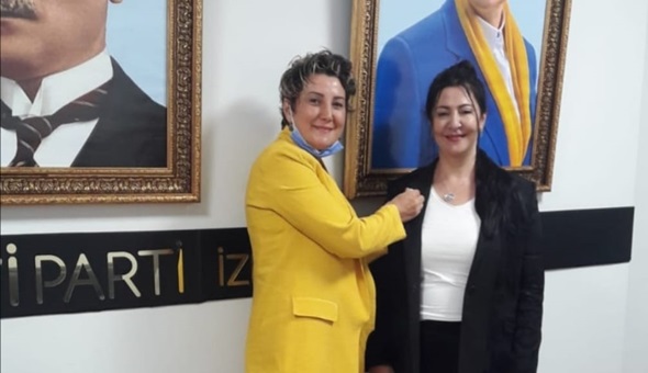 İlknur Çeliker AKP'den istifa edip İYİ Parti'ye geçti