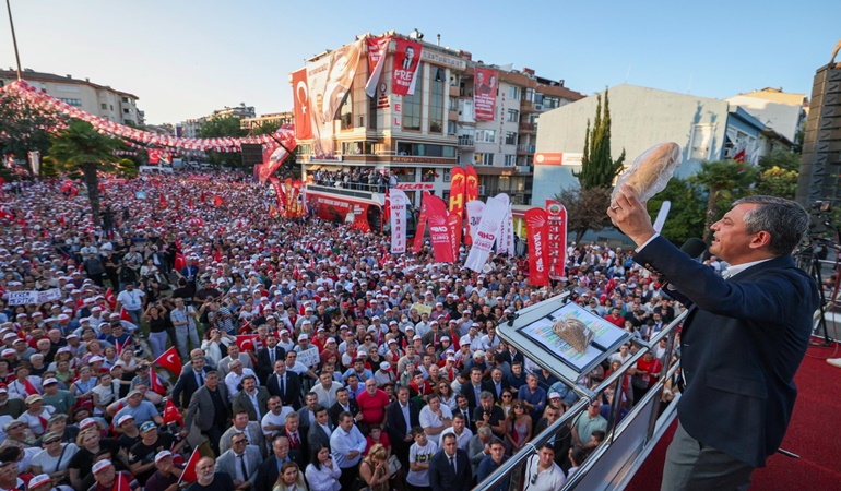 İmamoğlu hırsız olsa onu hapse atmazlar saraya davet ederlerdi!
