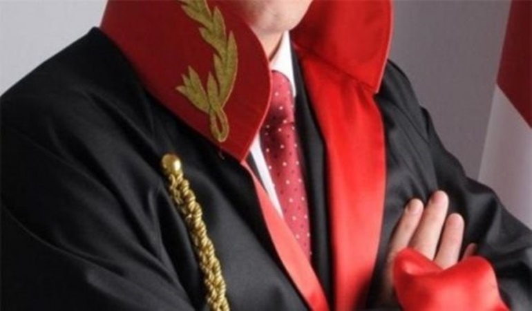 İmamoğlu ile ilgili süreci gerektiği gibi yürüten hakim anında görevden alındı