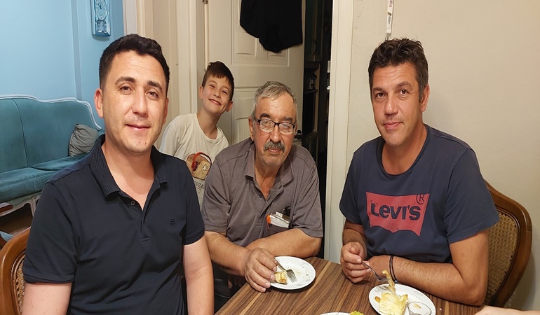 İş insanı Hasan Baykara’ya doğum günü sürprizi!
