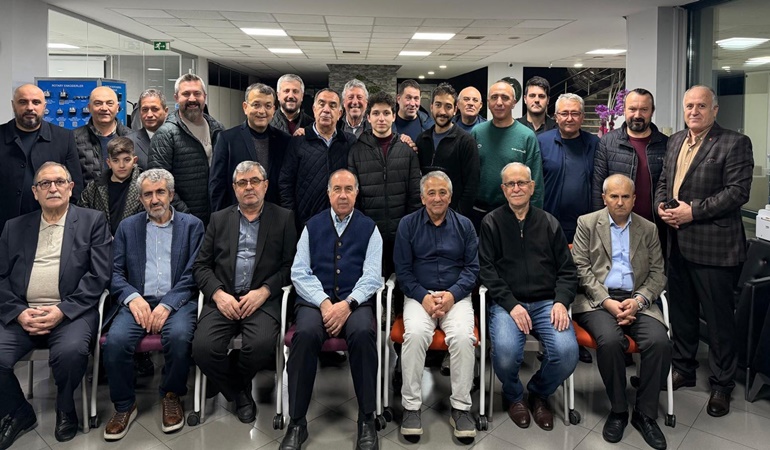 İş insanı Şükrü Bayram, Akça Koca Platformu’nu iftarda ağırladı