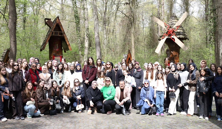 İskeçeli gençler Kocaeli’de ağırlandı