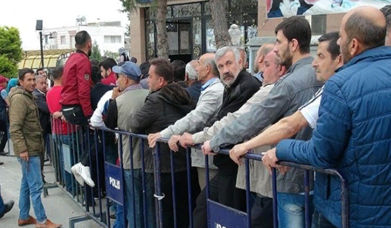 İşsizlik maaşı her yerde kullanıldı