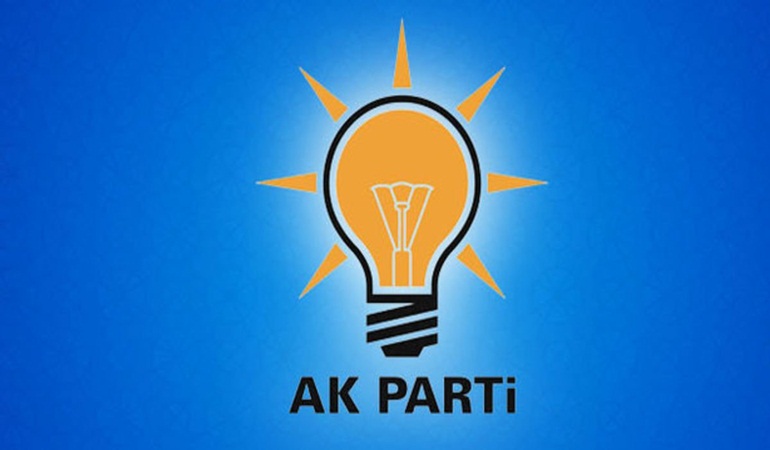 İşte AKP İzmit’te yeni yönetim