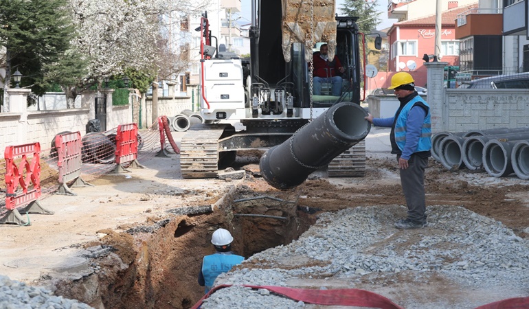 İSU’dan Derince’de yoğun mesai