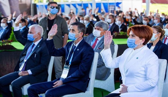 İYİ Parti'de sular durulmuyor