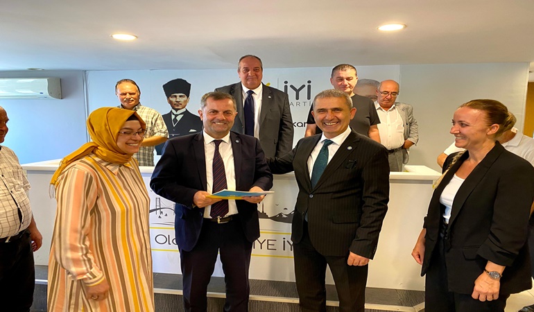 İYİ Parti Gölcük’e yeni başkan atandı