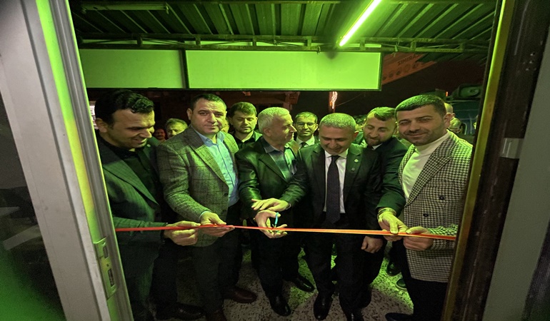 İYİ Parti İzmit Adayı Şirin, Tavşantepe ve Bekirdere'de ilk seçim bürosunu açtı