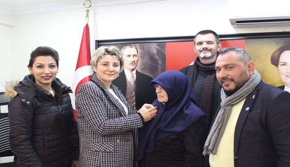 İYİ Parti İzmit teşkilatına büyük katılım