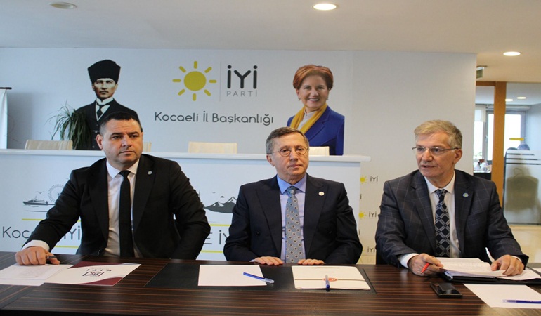 İYİ Parti Kocaeli’de seçime 1 ay kala önemli toplantı