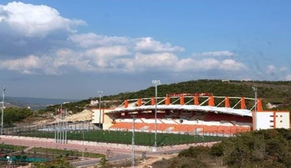 İYİ Parti Kocaeli, stadyumdaki kongreye kilitlendi