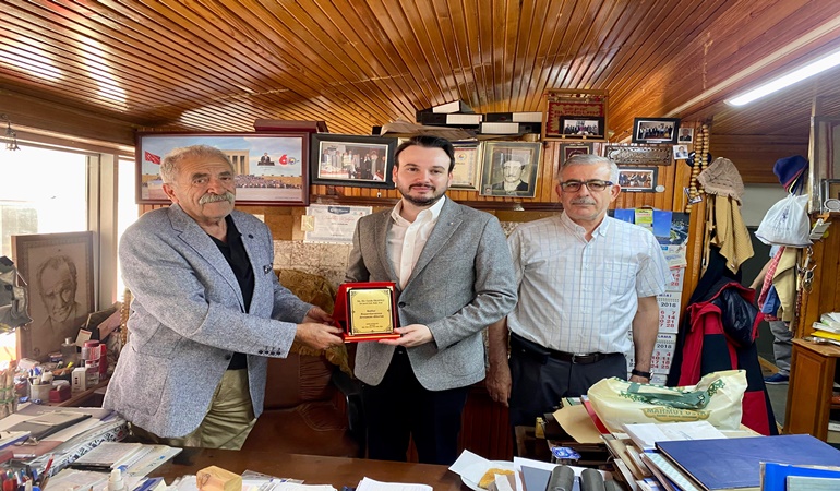 İYİ Parti Kocaeli Teşkilatı’ndan Ağrılılar Derneği’ne ziyaret 