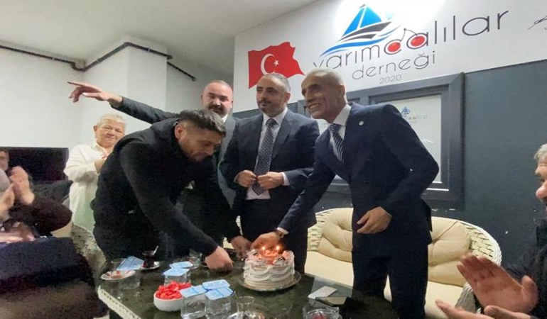 İYİ Parti Körfez adayı Hatipoğlu’na büyük ilgi