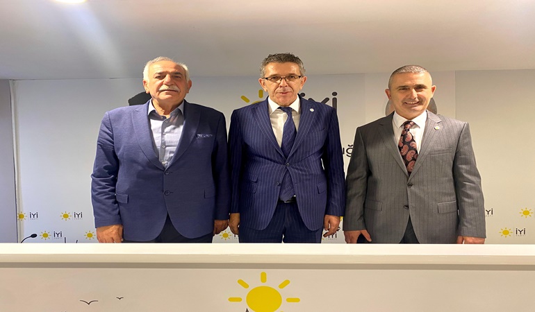İYİ Parti’nin Kocaeli’deki toplantısına Denizli vekili de katıldı