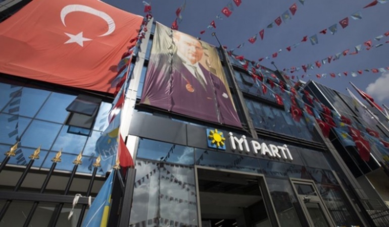 İYİ Parti'nin kurultayı iptal ettirilmek mi isteniyor?