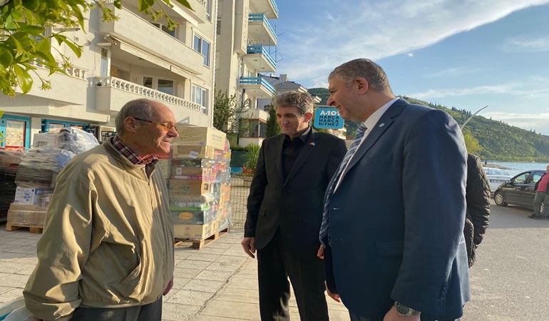 İYİ Partili Aday Özhan Öztürk Karamürsel'de