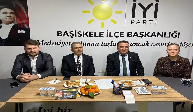 İYİ Partililer Başiskele’de toplandı