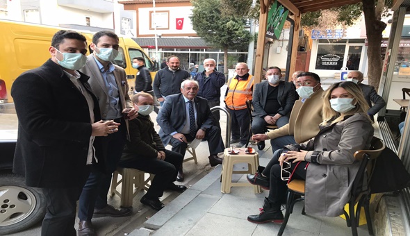 İYİ Partililer İzmit’te 41 noktada aynı anda sahaya indi