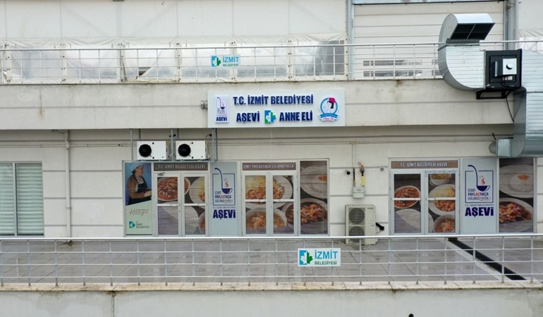 İzmit Belediyesi Aşevi ve Anne Eli yarın açılıyor