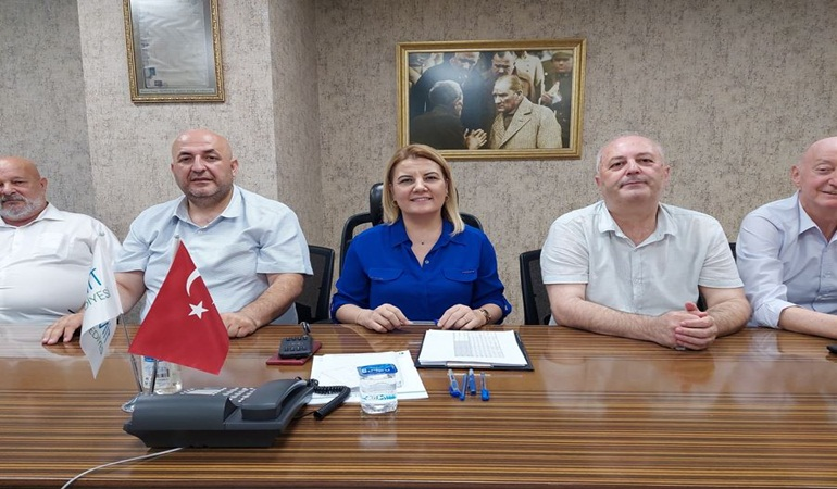 İzmit Belediyesi işçilerine yüzde 22 zam