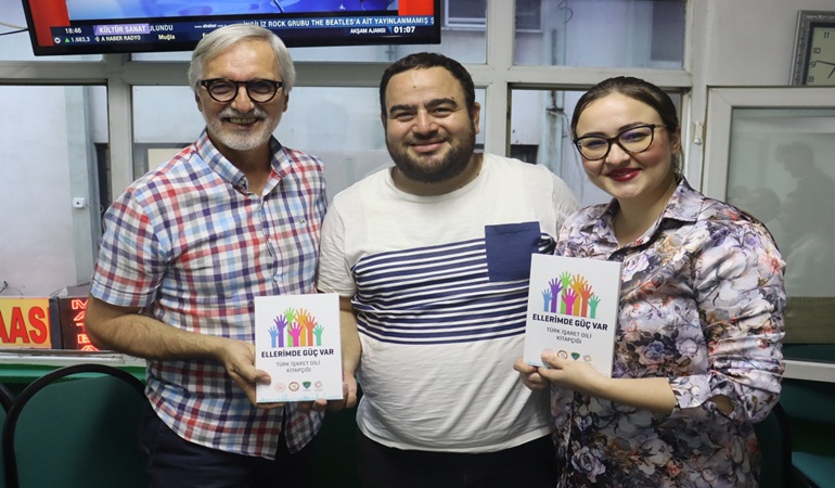 İzmit Belediyesi işitme engellileri unutmadı 