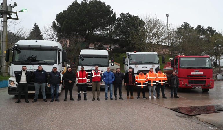 İzmit Belediyesi kendi iş makineleriyle, selden etkilenen Adıyaman’da