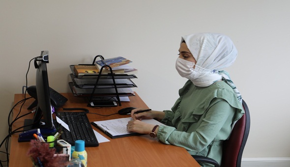 İzmit Belediyesi psikologları online olarak destek veriyor