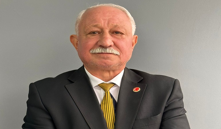 İzmit’in bağımsız adayı Mustafa Can’a partilerden teklif var!