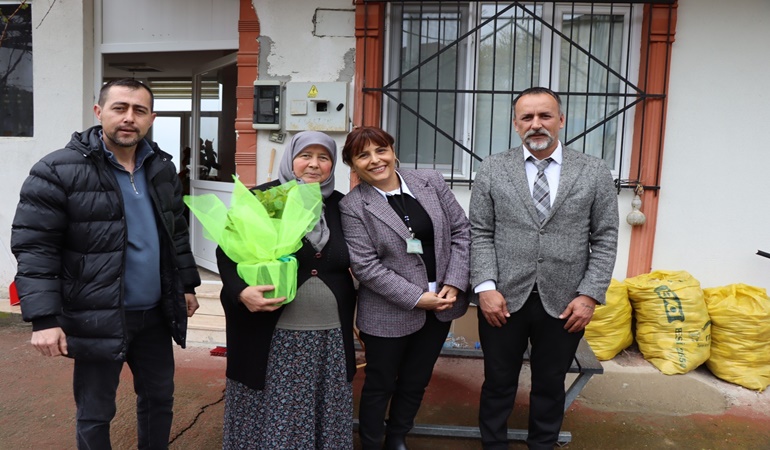 İzmit’in köylerindeki annelere sürpriz 