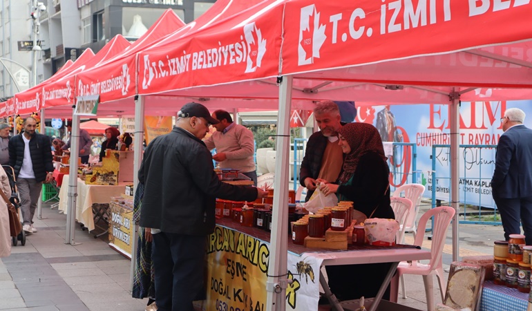 İzmit’te Bal Günleri başladı