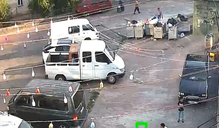 İzmit’te çevreyi kirletenler şimdi yandı! Kamera sistemi kuruldu