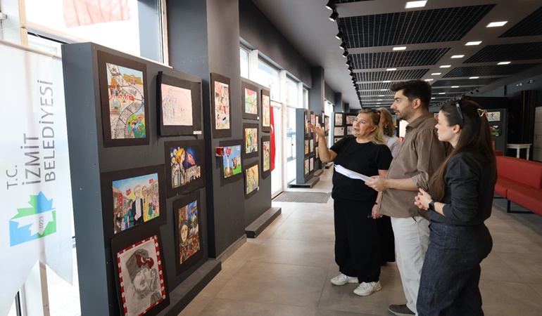 İzmit’te Cumhuriyet temalı ödüllü resim yarışmasında dereceye girenler belli oldu