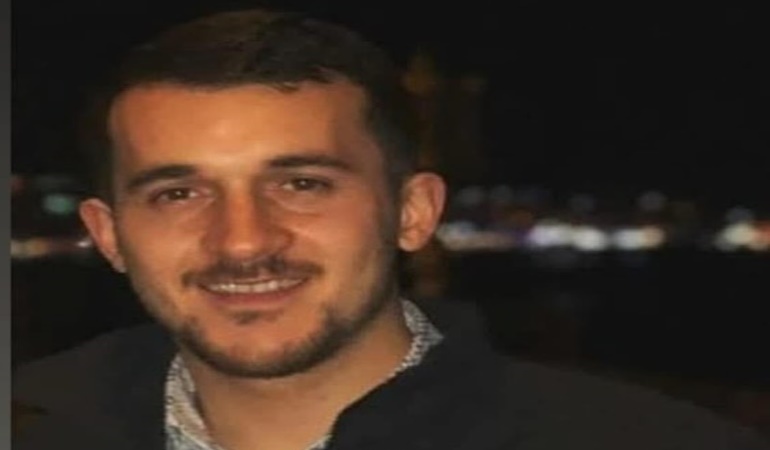 İzmit’te feci ölüm! Çatıdan yere çakıldı