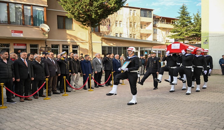 İzmit’te gazi Telli son yolculuğuna törenle uğurlandı