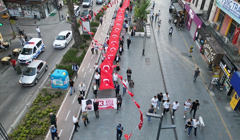 İzmit’te Kurtuluş Korteji coşkusu!