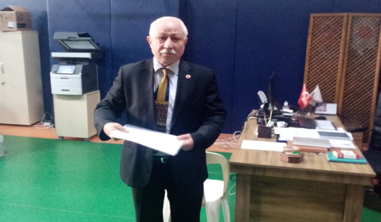 İzmit’te Mustafa Can’dan YSK’ya adaylık başvurusu