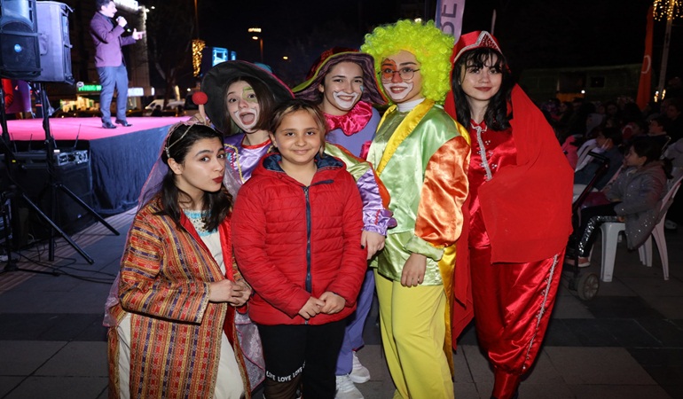 İzmit’te Ramazan etkinlikleri büyük bir keyifle devam ediyor 