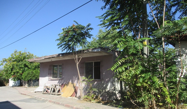 İzmit’te tehlike arz eden o bina yıkıldı