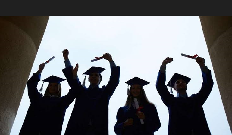 İzmit’te üniversite adaylarına büyük destek