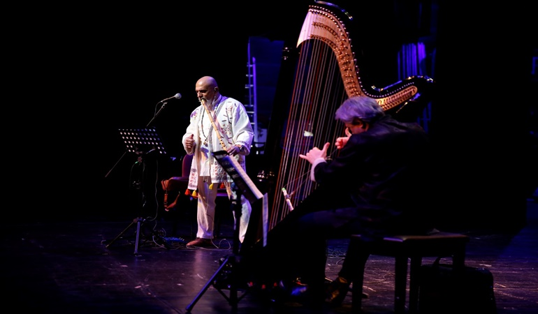 İzmit’teki Arp’ın Nefesi konserine yoğun ilgi
