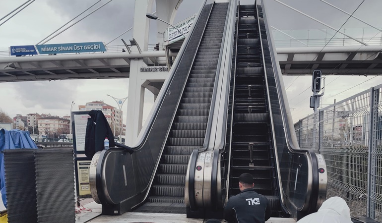 İzmit’teki yürüyen merdivenler 2 gün yürümeyecek!