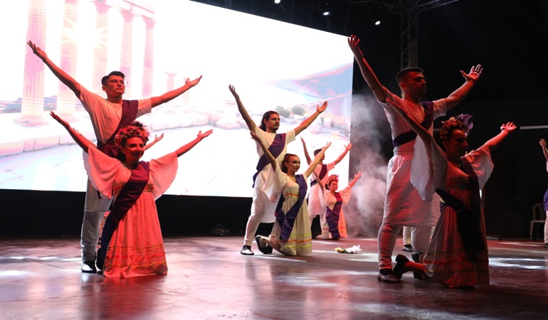 İzmit’ten Derince’ye yayılan Nikomedia ateşi