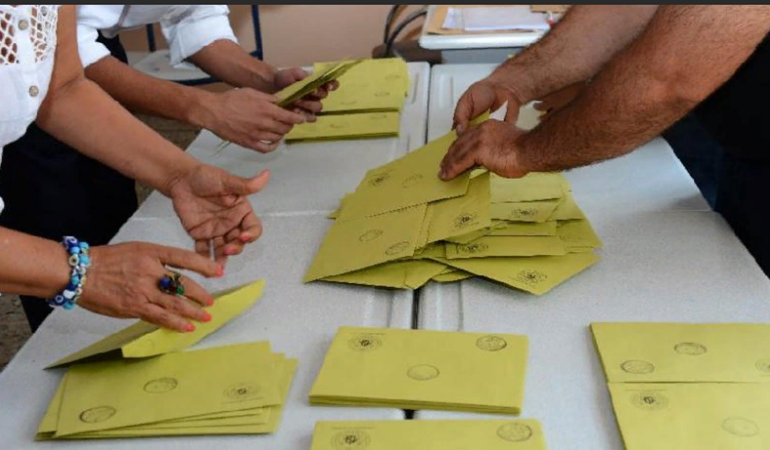 İzmit’te ilk sandık sonuçları