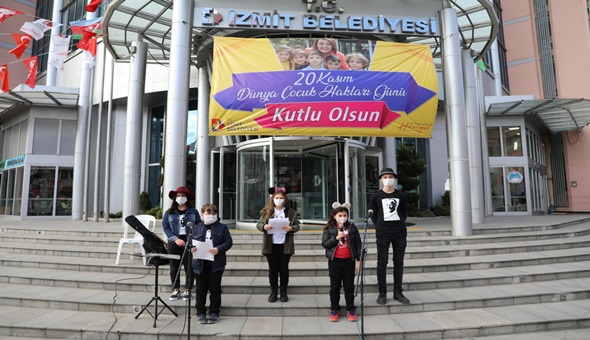 İzmitli çocuklar haklarını, İzmit Belediyesiyle duyurdu