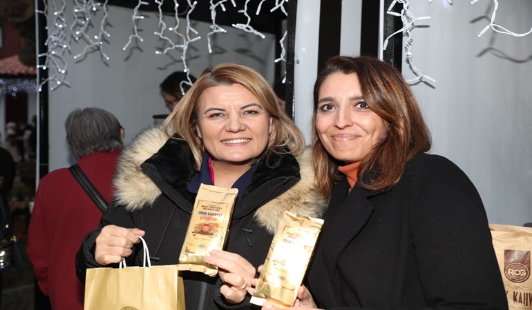 İzmitliler, gelenekselleşen Türk Kahvesi Festivali’ni çok sevdi