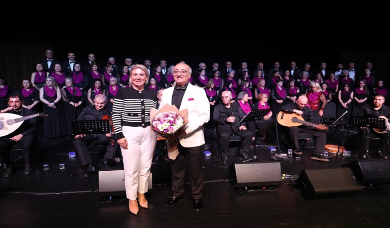 İzmitlileri sanat müziğine doyurdular!