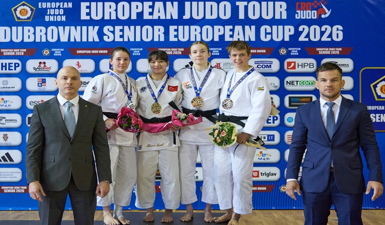 Kağıtspor, uluslararası arenada tarih yazdı