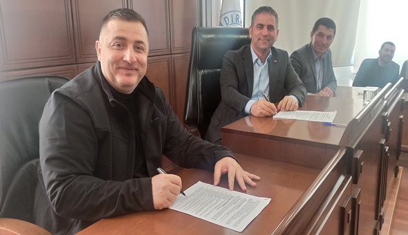 Kandıra Belediyesinde toplu sözleşme tamam imzalar atıldı